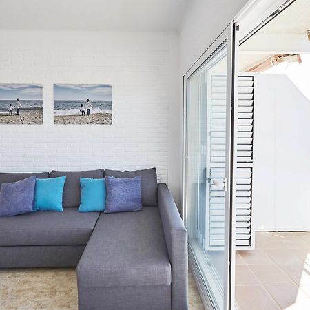 شقة Casa Petit Bateau Be My Guest كاستيلديفيلس المظهر الخارجي الصورة